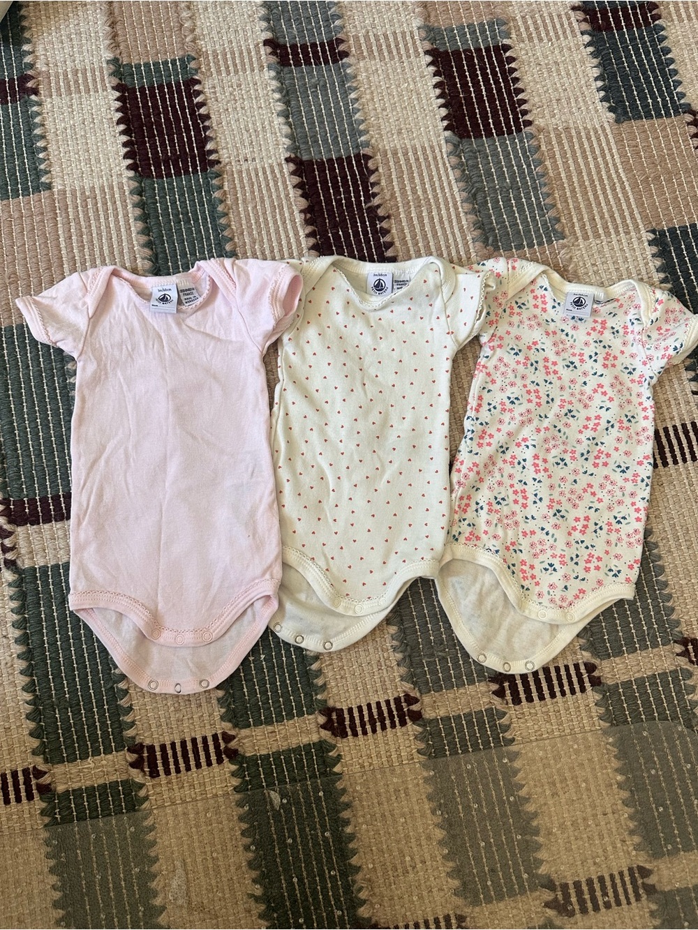 3 Petit Bateau short sleeve bodysuits in size 3 months